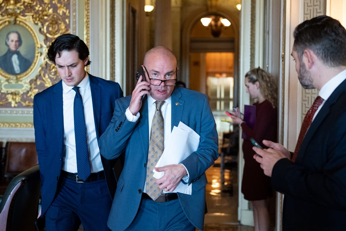 Mike Lee Draws Outrage for Posts Blaming Minnesota Assassination on Far Left